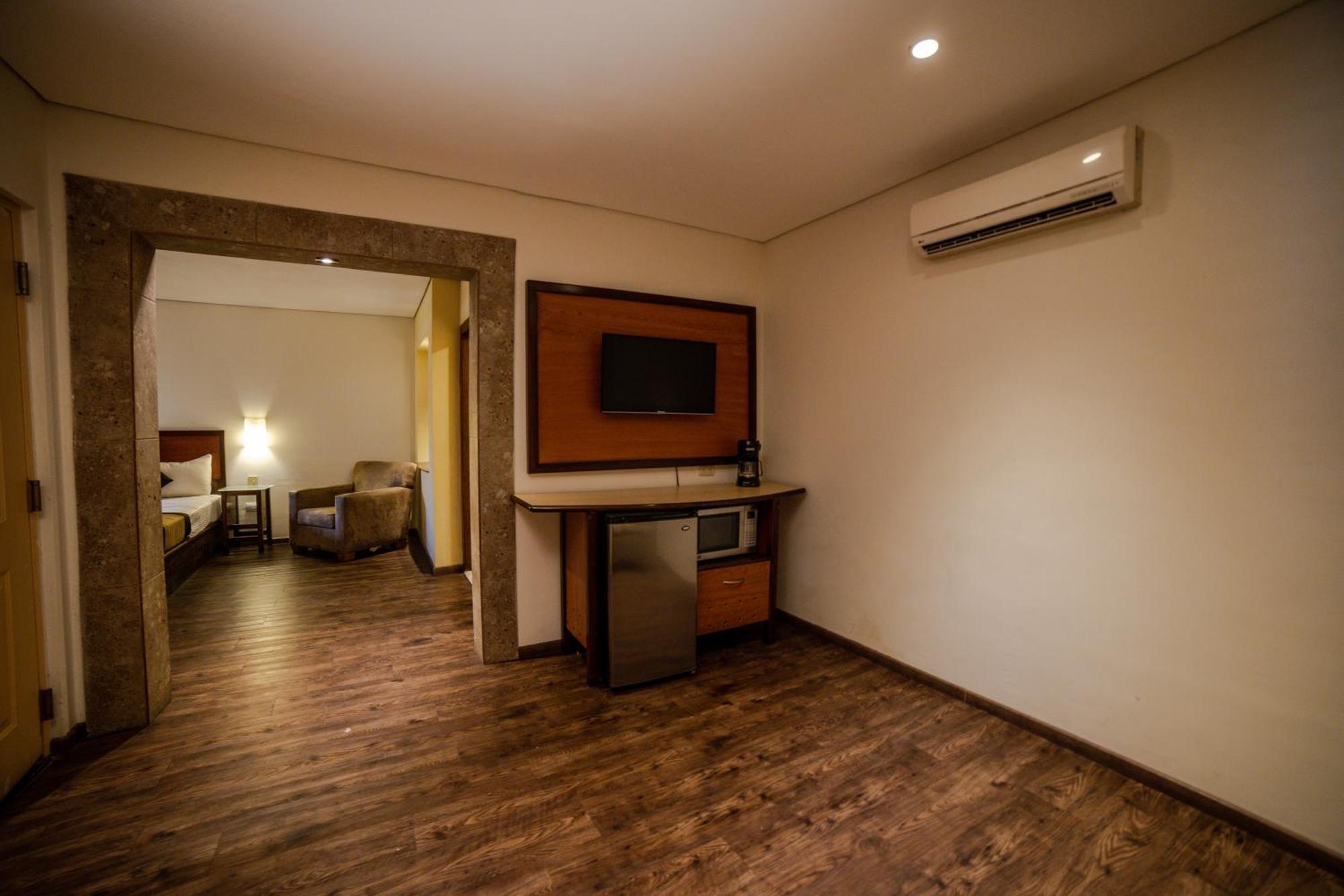 Hotel Colonial Hermosillo Eksteriør billede